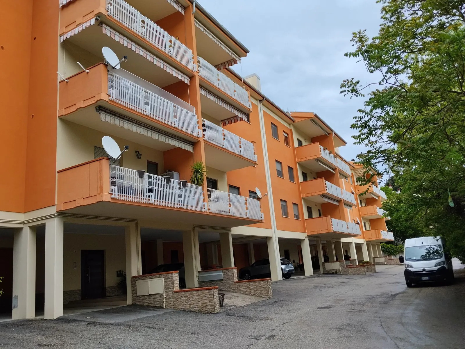 Edifici pubblici e residenziali