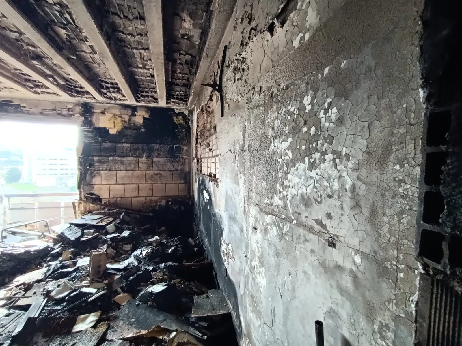 Edifici danneggiati da sisma e incendi